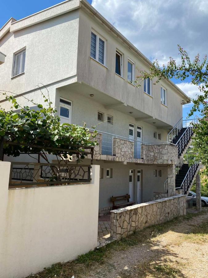 Apartments Vila Kurtagic Dobra Voda Εξωτερικό φωτογραφία