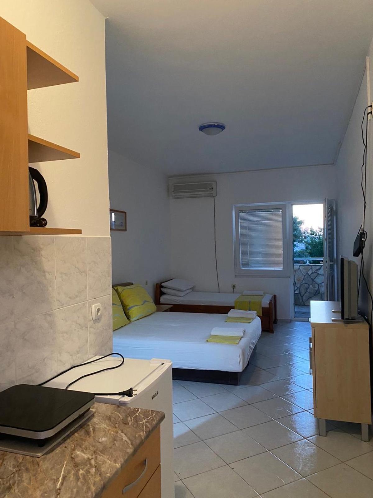 Apartments Vila Kurtagic Dobra Voda Εξωτερικό φωτογραφία