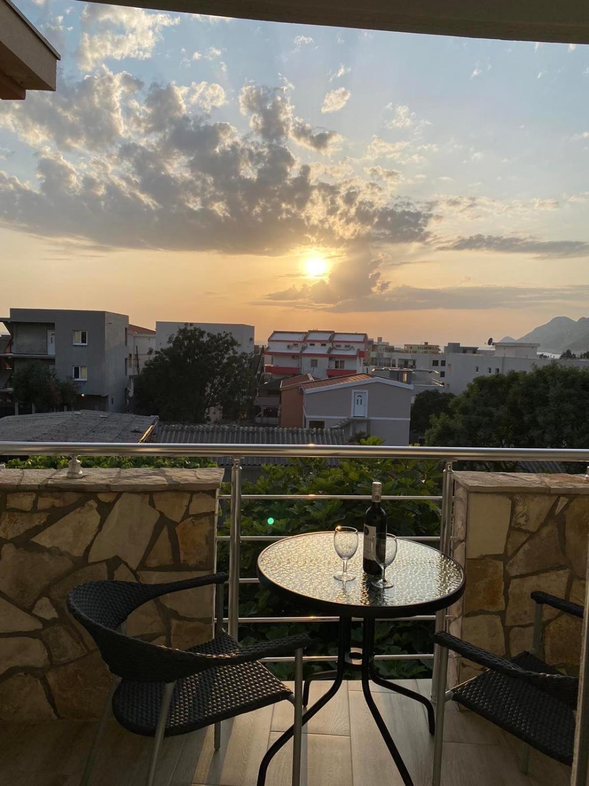 Apartments Vila Kurtagic Dobra Voda Εξωτερικό φωτογραφία